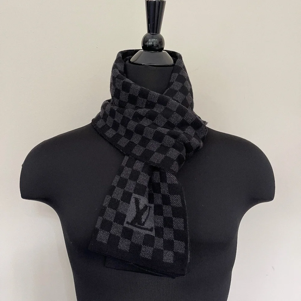 New Louis Vuitton Scarf Damier Wool Black Gray Scarf Wrap - Picture 2 of 9